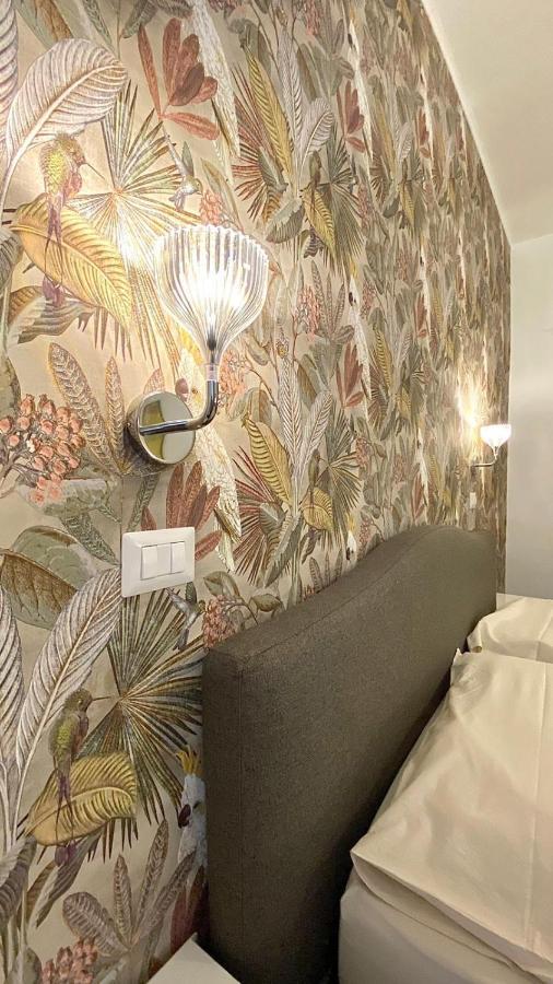 Al Teatro Bed & Breakfast Reggio di Calabria Exterior foto
