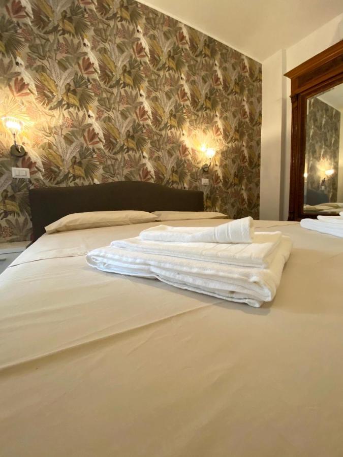 Al Teatro Bed & Breakfast Reggio di Calabria Exterior foto