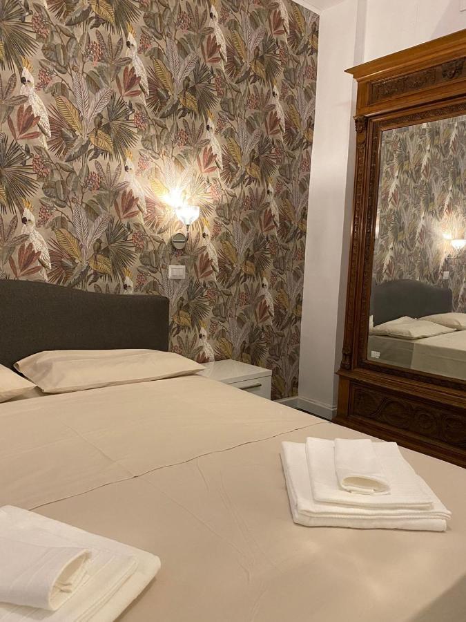 Al Teatro Bed & Breakfast Reggio di Calabria Exterior foto