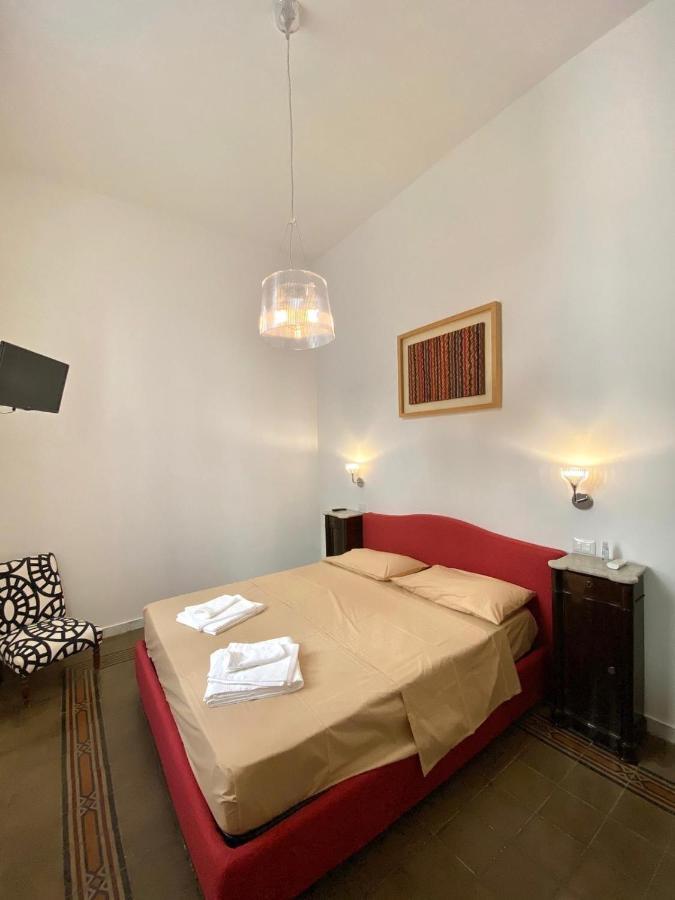 Al Teatro Bed & Breakfast Reggio di Calabria Exterior foto